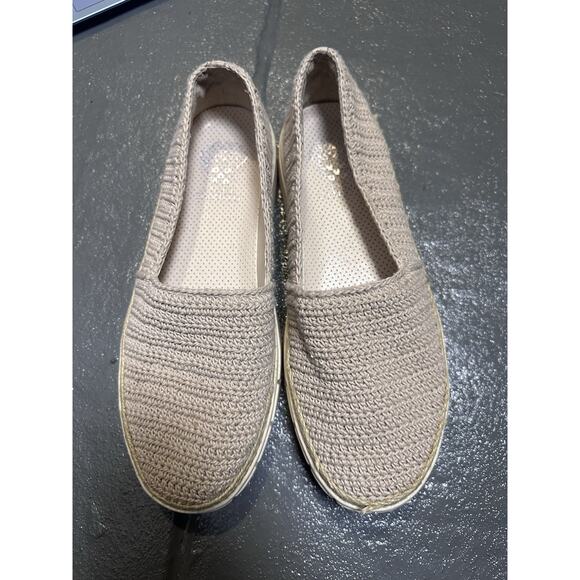 Vince Camuto women’s platform slip on shoes size 9 - Picture 2 of 4